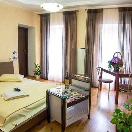 Deribasovskaya Suit Oděsa Exteriér fotografie